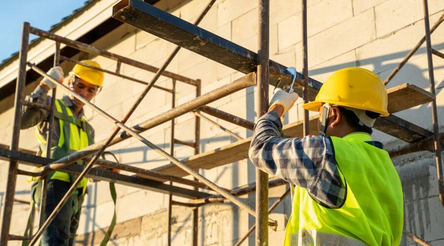 Professional fairlawn roofing services in Putney, KY